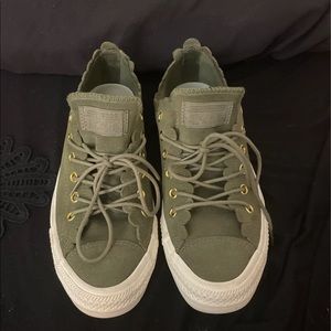 Converse Green Suede Womens 7.5 Used